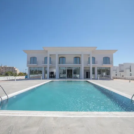 Villa Maxor Palace *